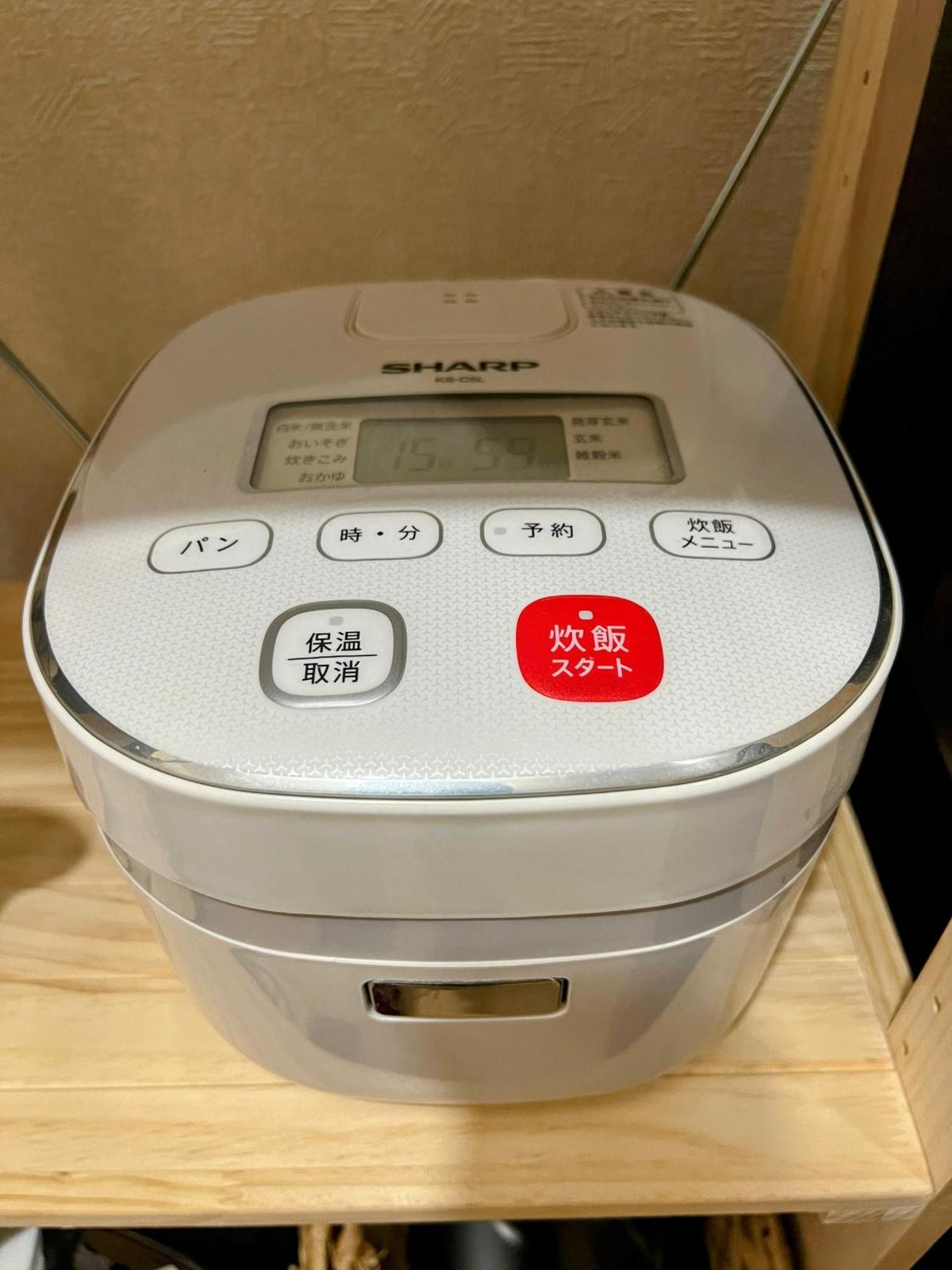 東京都メゾンクレスタアパートメント エクステリア 写真